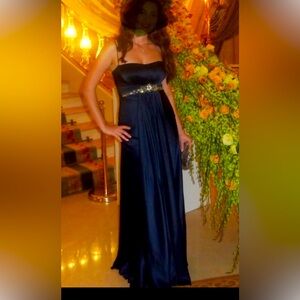 Beautiful silk navy gown. Size small. Worn twice